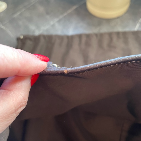 Gucci Medium Canvas Abbey Purse - Picture 14 of 16